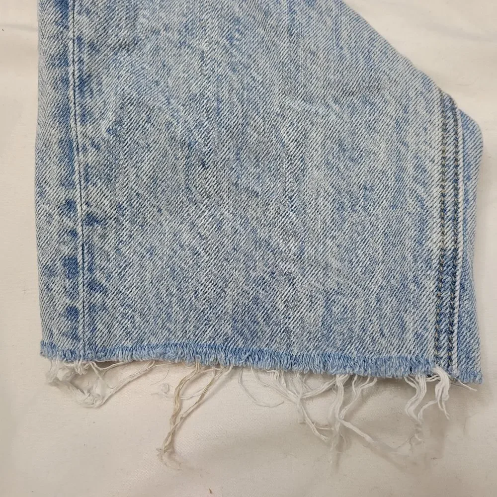 AMERICAN EAGLE distressed‎ destroyed cropped high rise mom jean 6 long
